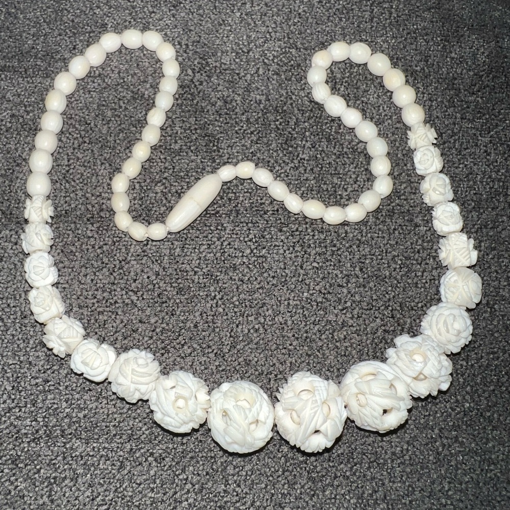 Carved Vintage Dragon Ball Necklace